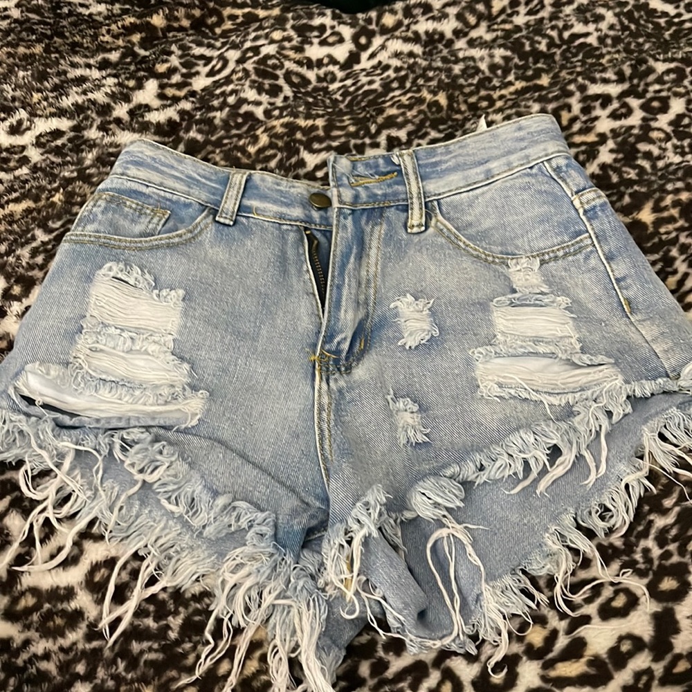 Light wash jeans shorts